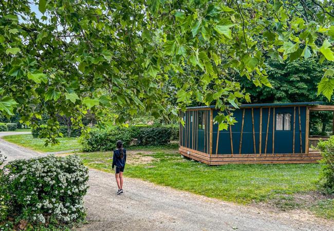 Onlycamp Le Pont Romain Yvre-l'Eveque Экстерьер фото